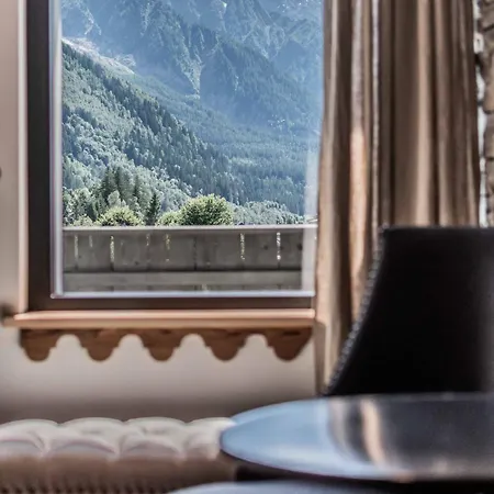 Chalet-hotel Hermitage Otel 4*