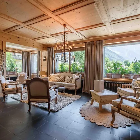 Otel Chalet-hotel Hermitage 4*