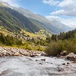 Hotel Chalet-hôtel Hermitage 4*